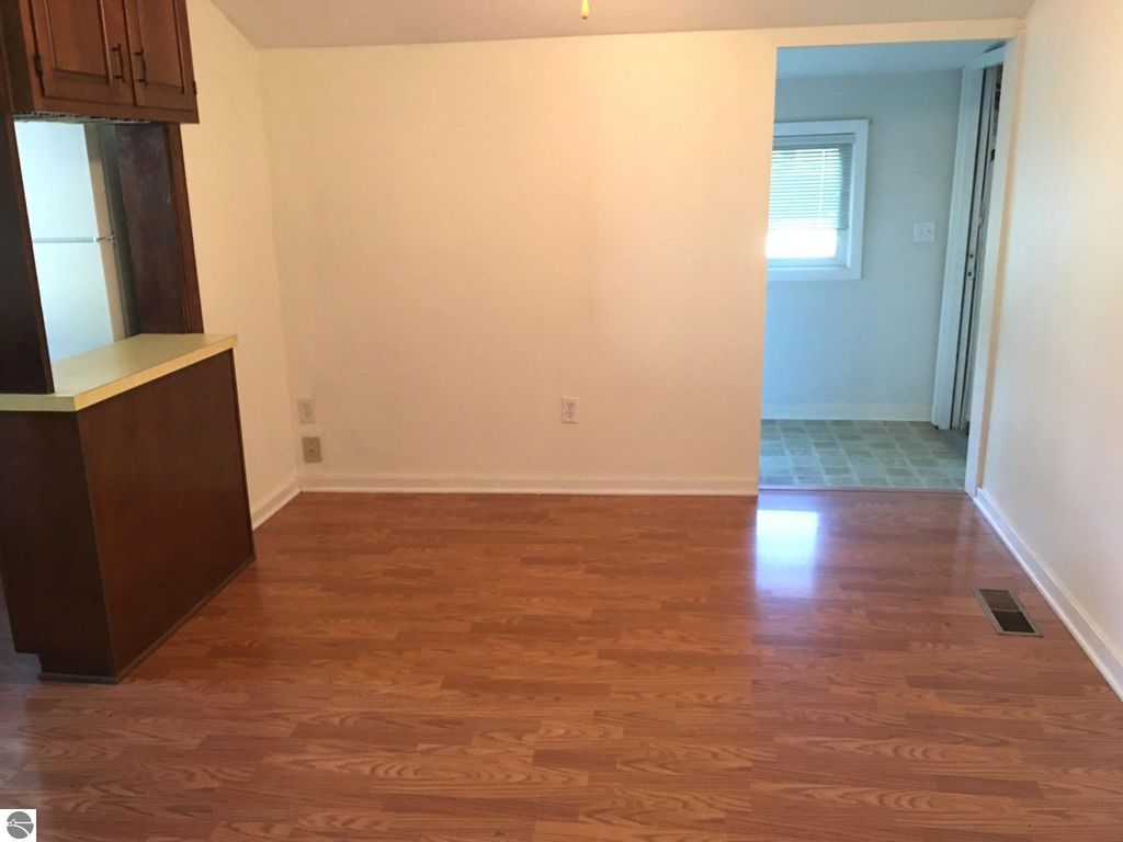 Image 8 of property listing at 1212 Boulton Street, Mt Pleasant, MI 48858