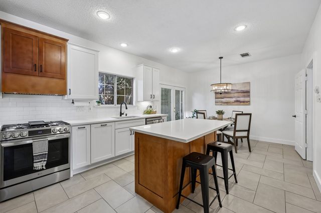 18765 Vista Del Sol, Dallas, TX 75287