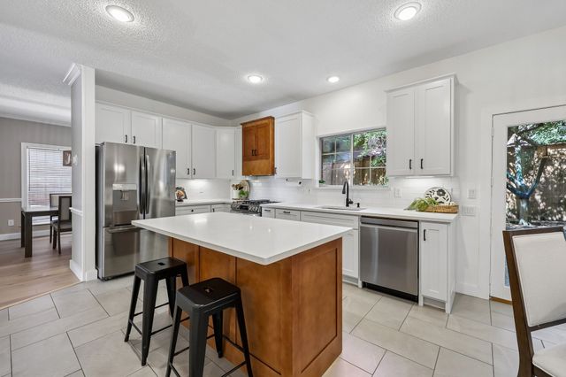 18765 Vista Del Sol, Dallas, TX 75287
