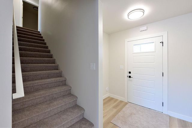 1018 3rd Avenue N, Moorhead, MN 56560