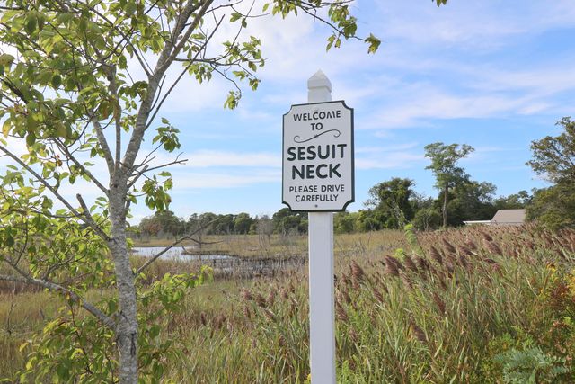 11 Joyce Circle, East Dennis, MA 02641