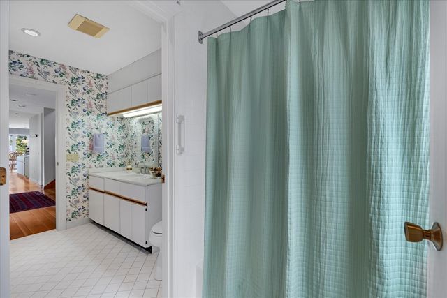 11 Joyce Circle, East Dennis, MA 02641