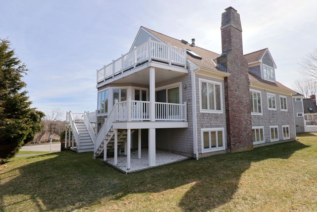 11 Joyce Circle, East Dennis, MA 02641