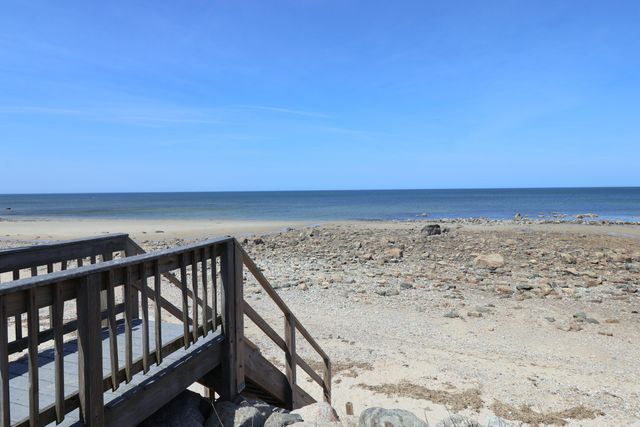 11 Joyce Circle, East Dennis, MA 02641