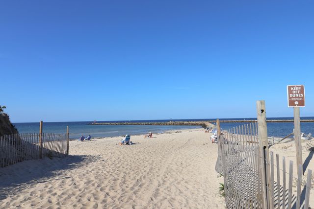 11 Joyce Circle, East Dennis, MA 02641