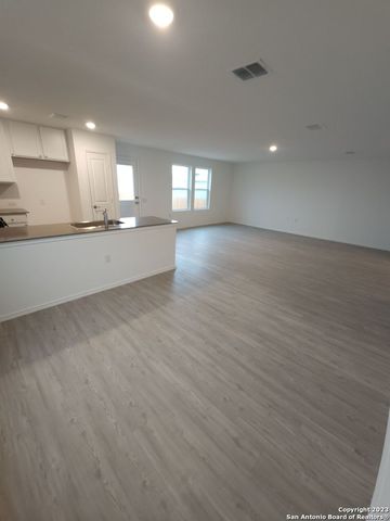 10018 Kersey Mill, San Antonio, TX 78224