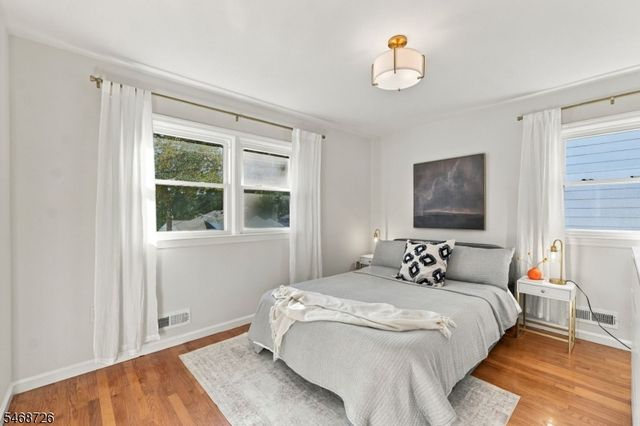 11 Freeman Pl, West Orange Twp., NJ 07052