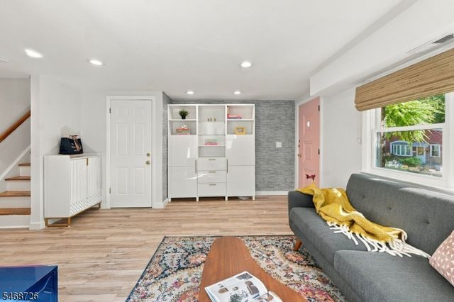 11 Freeman Pl, West Orange Twp., NJ 07052