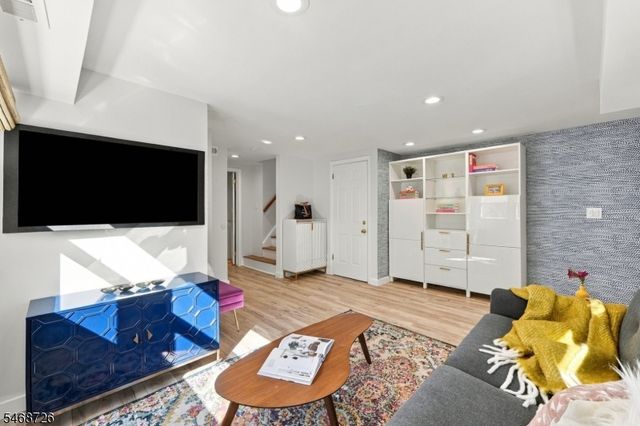 11 Freeman Pl, West Orange Twp., NJ 07052