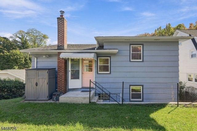 11 Freeman Pl, West Orange Twp., NJ 07052