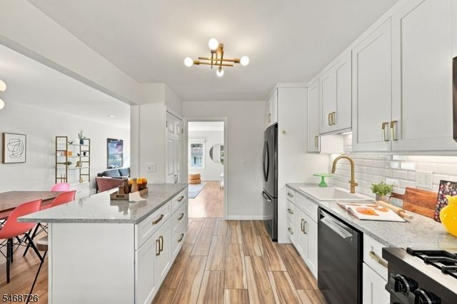 11 Freeman Pl, West Orange Twp., NJ 07052