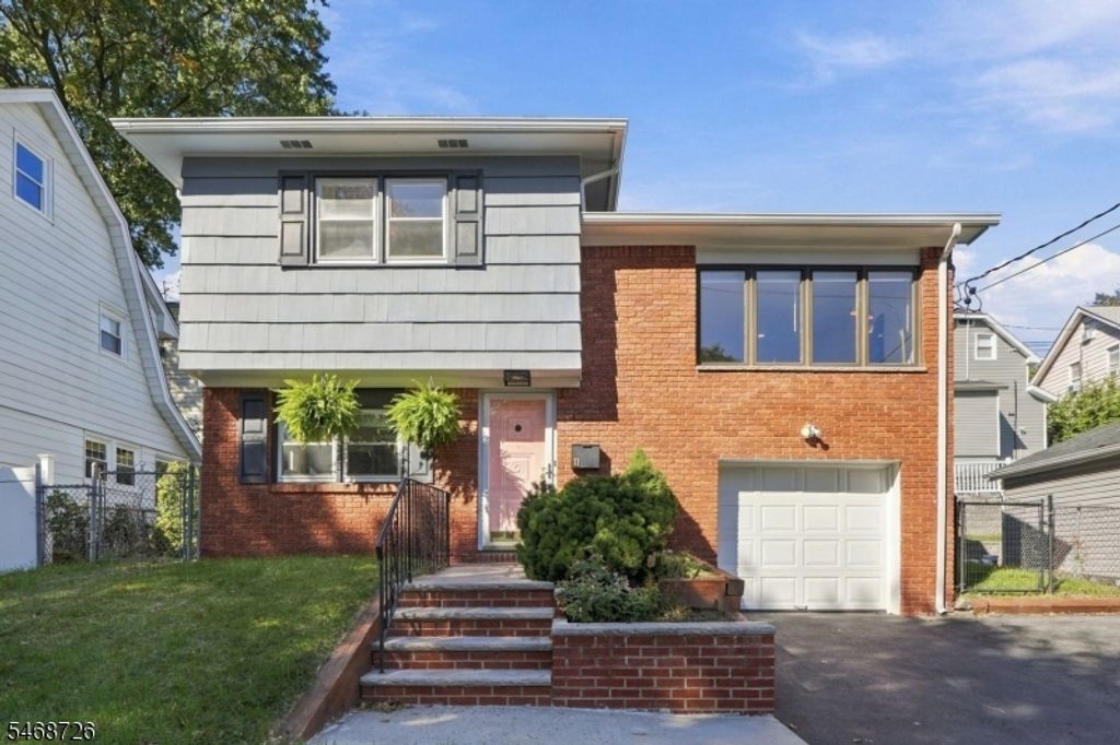 11 Freeman Pl, West Orange Twp., NJ 07052 — photo 2