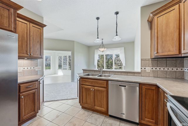 320 Fiddlers Cove, Fort Wayne, IN 46825