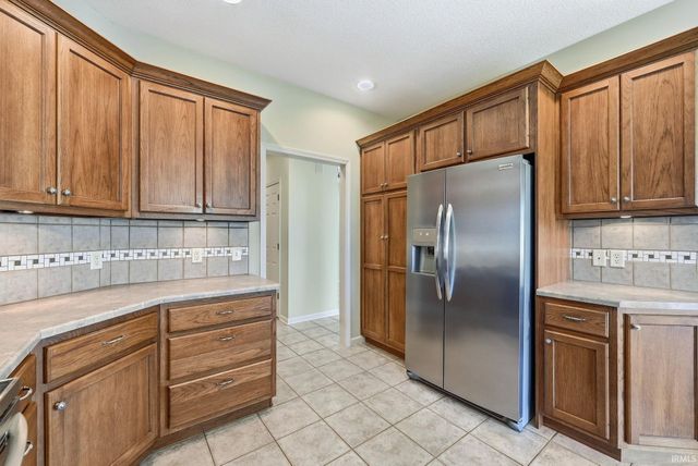 320 Fiddlers Cove, Fort Wayne, IN 46825