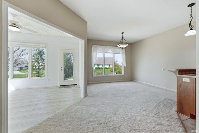 320 Fiddlers Cove, Fort Wayne, IN 46825