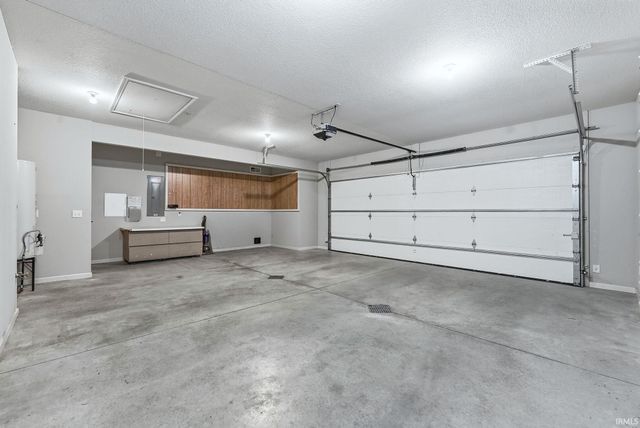 320 Fiddlers Cove, Fort Wayne, IN 46825
