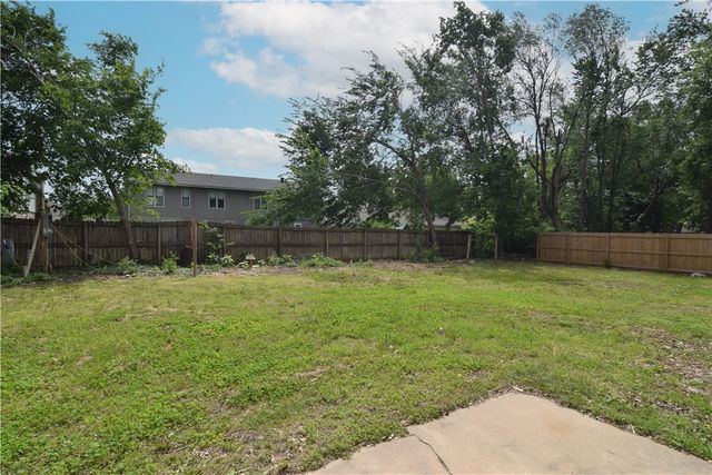 509 & 511 N 37th Street, Rogers, AR 72756