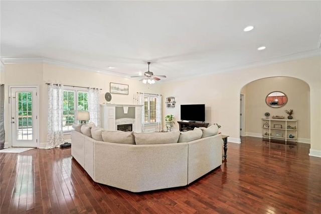 106 Shalea Lane, Ball Ground, GA 30107