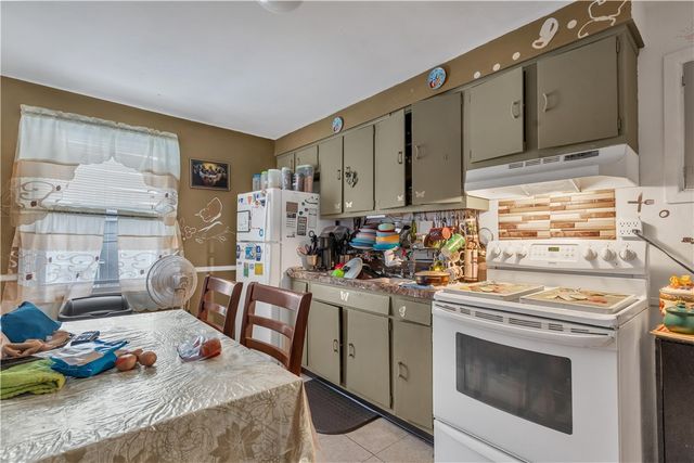 153 Central Avenue, Pawtucket, RI 02860