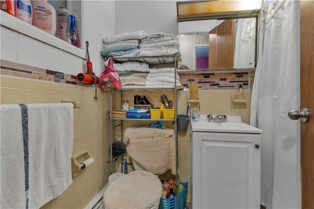 153 Central Avenue, Pawtucket, RI 02860