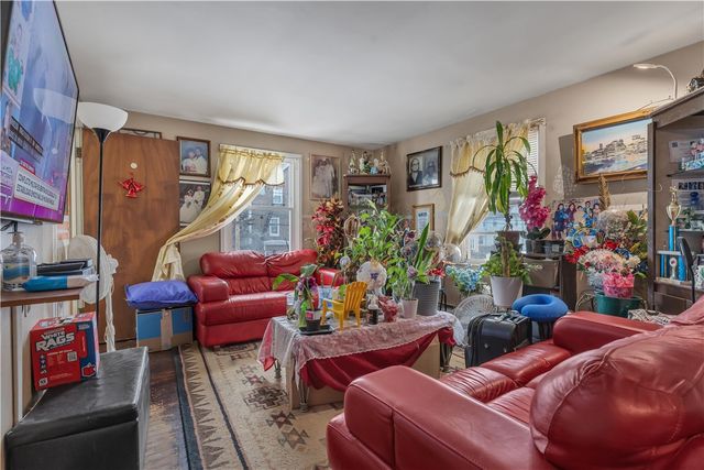 153 Central Avenue, Pawtucket, RI 02860