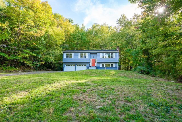 40 Mount Tom Road, New Milford, CT 06776