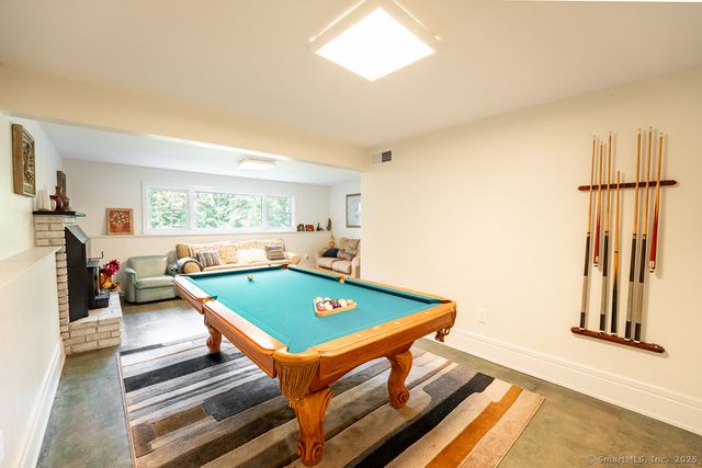 40 Mount Tom Road, New Milford, CT 06776