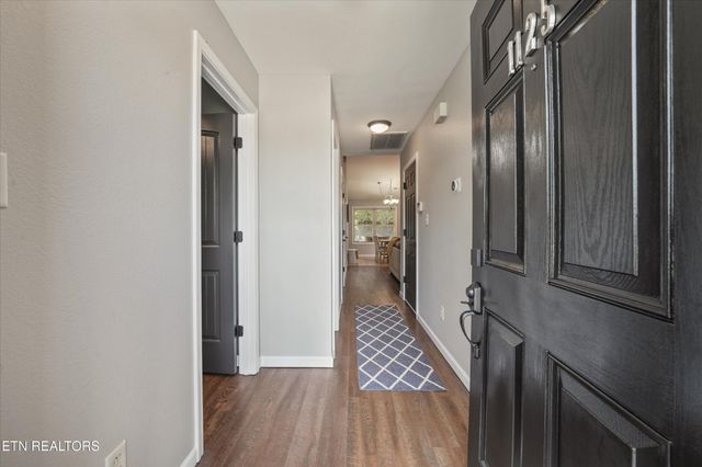 1125 Crested Springs Way, Knoxville, TN 37923