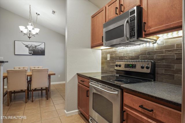 1125 Crested Springs Way, Knoxville, TN 37923