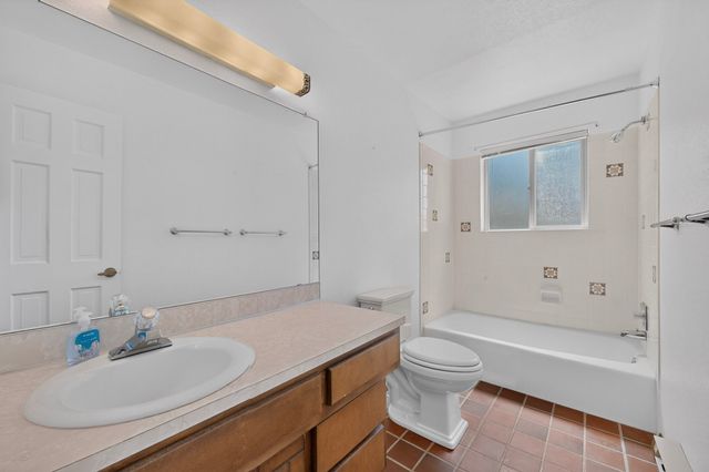 11 Verano Loop, Santa Fe, NM 87508