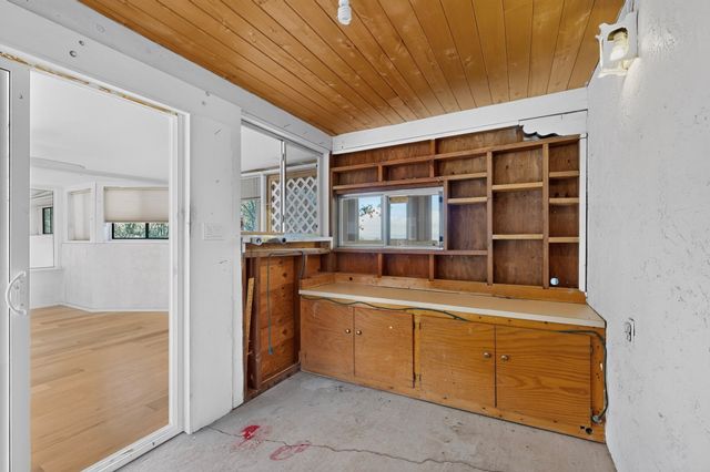 11 Verano Loop, Santa Fe, NM 87508