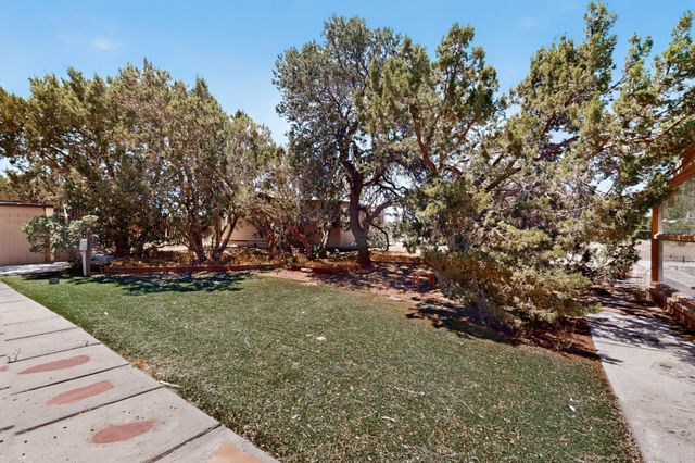 11 Verano Loop, Santa Fe, NM 87508