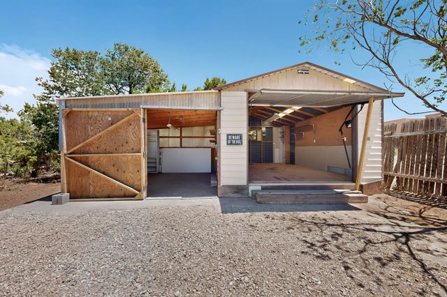 11 Verano Loop, Santa Fe, NM 87508