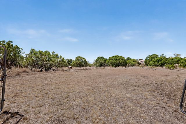 11 Verano Loop, Santa Fe, NM 87508
