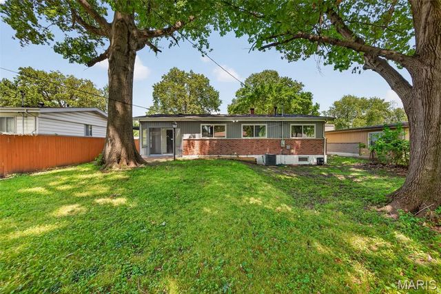 1316 Bayonne Drive, Unincorporated, MO 63138