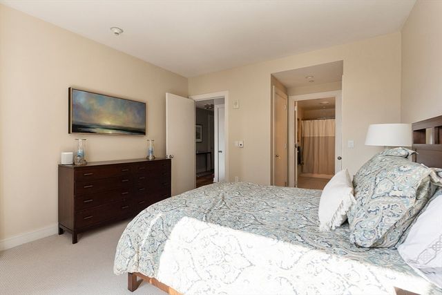 500 Atlantic Ave 17S, Boston, MA 02210