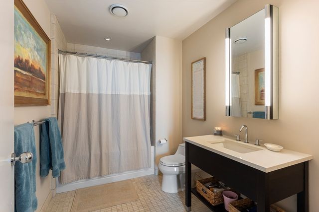 500 Atlantic Ave 17S, Boston, MA 02210