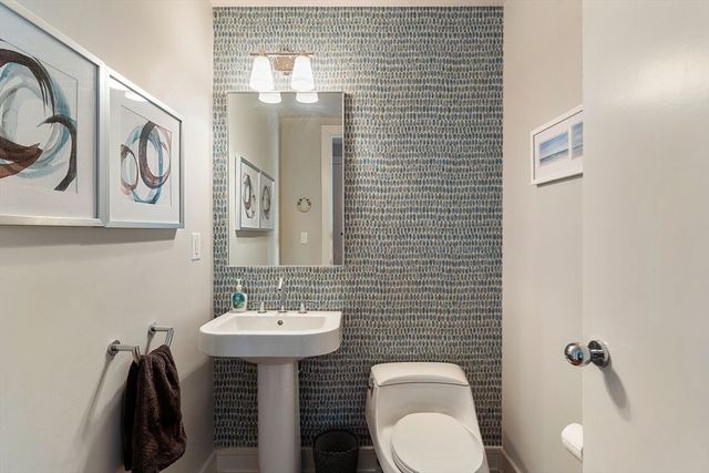 500 Atlantic Ave 17S, Boston, MA 02210
