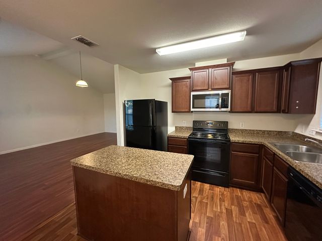 1818 Clegg Street, Howe, TX 75459