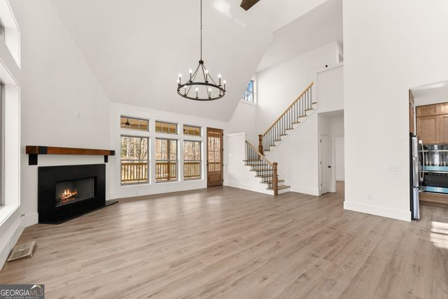 192 Browns Point, Dawsonville, GA 30534