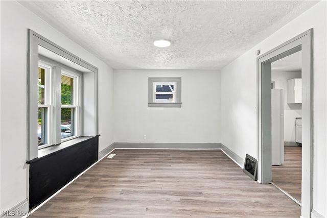 1000 Lovers Lane, Akron, OH 44306