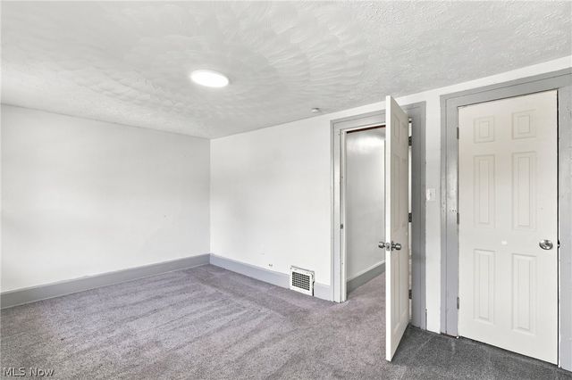 1000 Lovers Lane, Akron, OH 44306