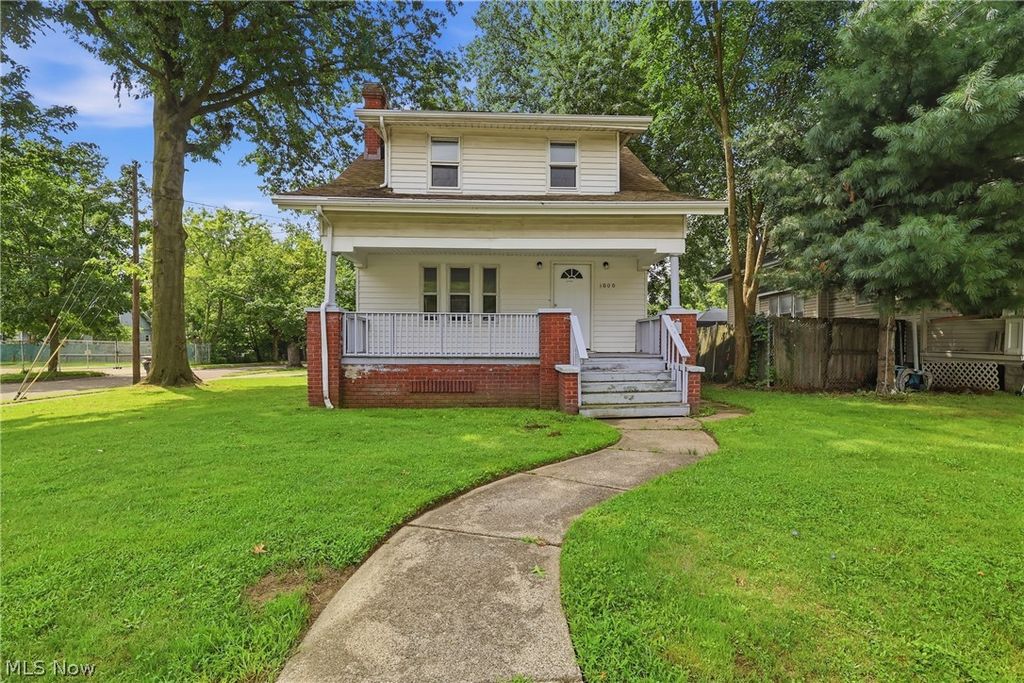 1000 Lovers Lane, Akron, OH 44306