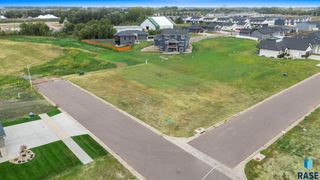 403 Bunyan Dr Drive, Harrisburg, SD 57032