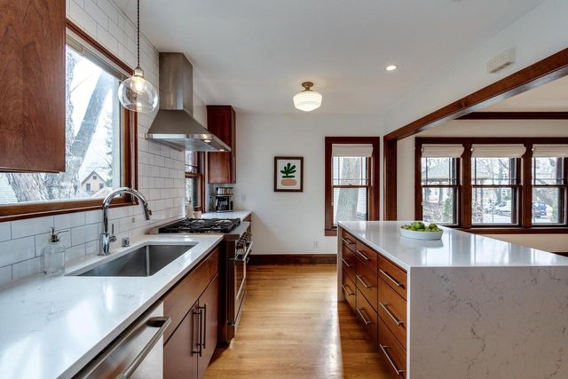 305 S Mills Street, Madison, WI 53715