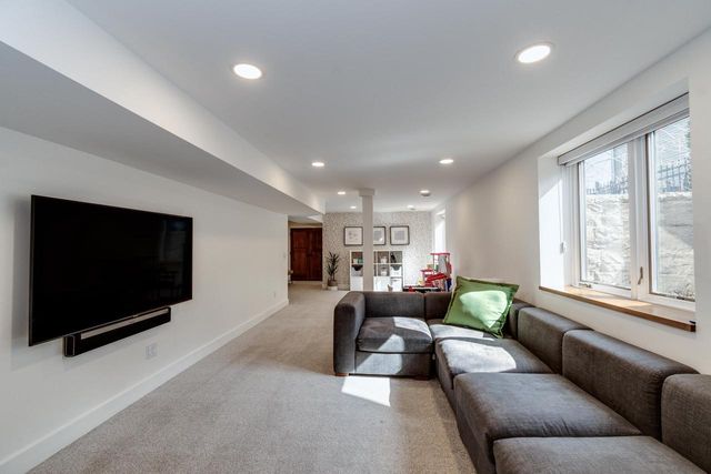 305 S Mills Street, Madison, WI 53715