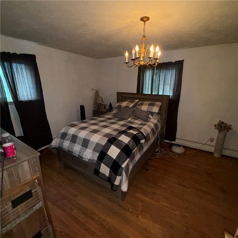 2927 Spangler Rd, Hermitage, PA 16148