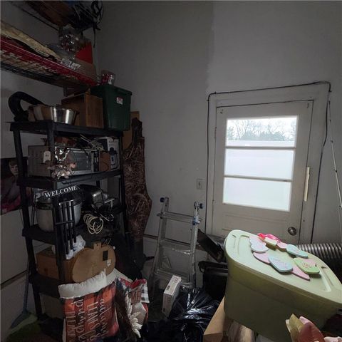 2927 Spangler Rd, Hermitage, PA 16148