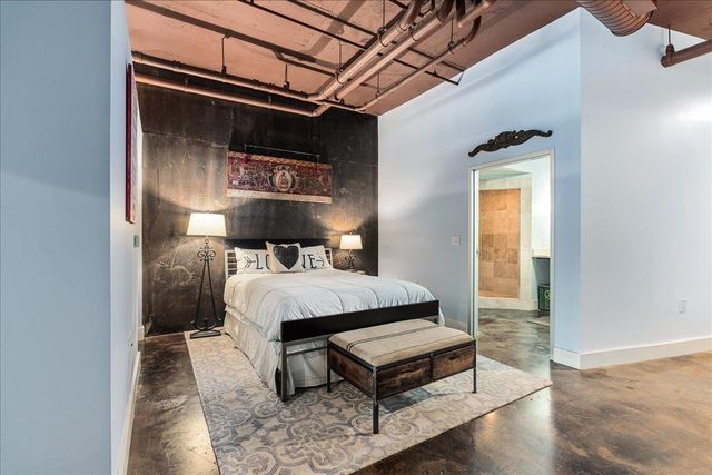 311 W 5TH ST 703, Austin, TX 78701