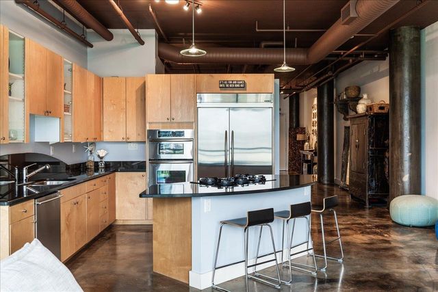 311 W 5TH ST 703, Austin, TX 78701